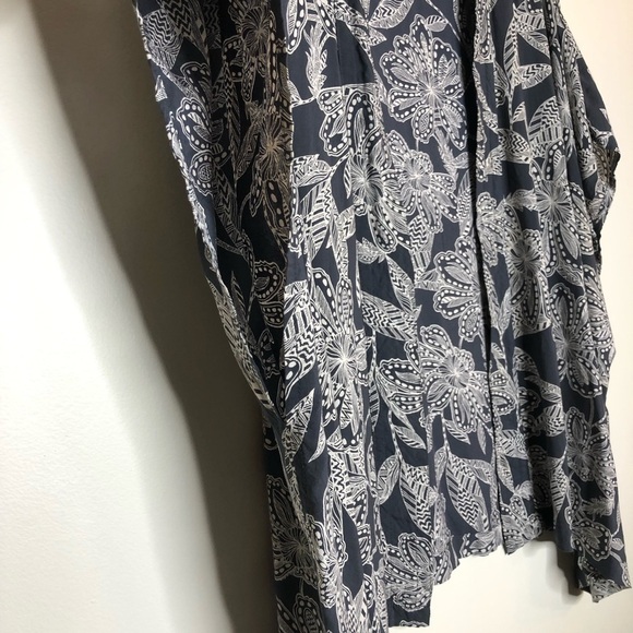 Loft Floral Print Shawl Size XS/S - Oversized Charcoal colored - Picture 5 of 9